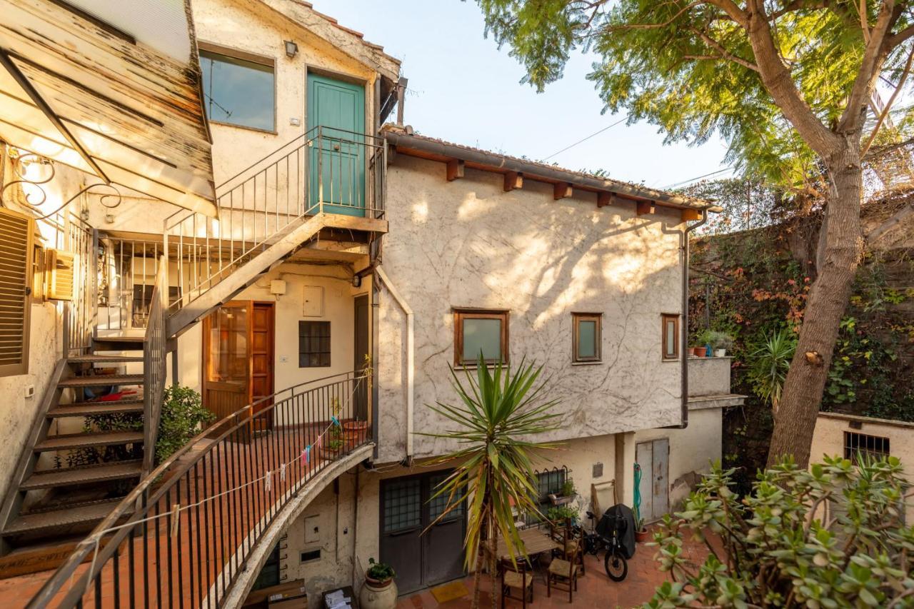Bright And Comfy Terraced Apartment In Trastevere Rome Exterior photo